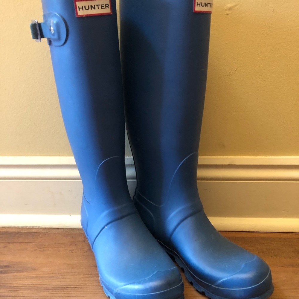 Hunter rain boots Tall ladies size 7M